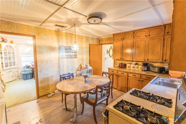 708 S 32nd Street, Temple, TX 76501