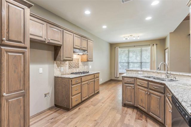 2917 Cedarbend Court, Edmond, OK 73003