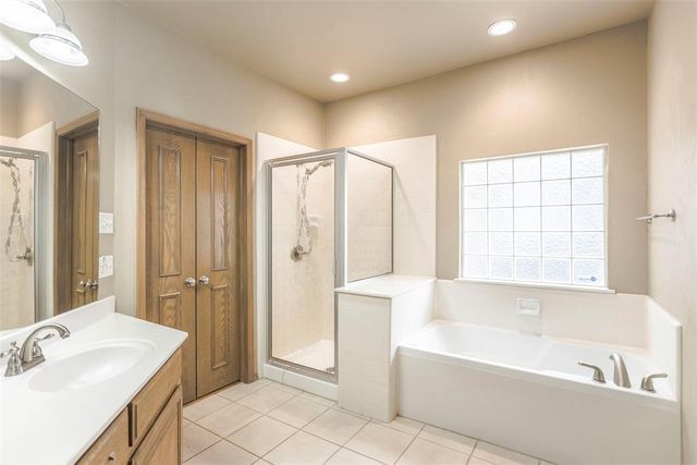 2917 Cedarbend Court, Edmond, OK 73003