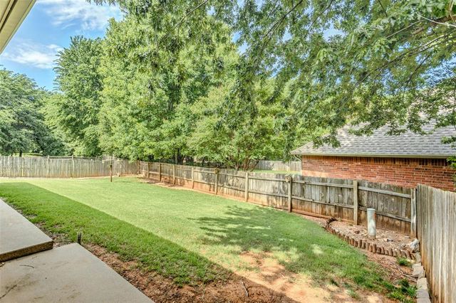 2917 Cedarbend Court, Edmond, OK 73003