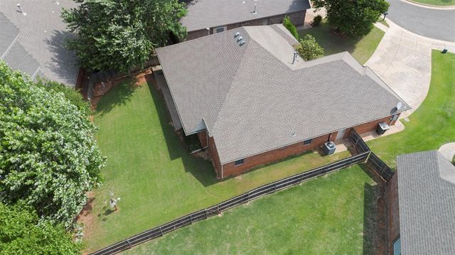 2917 Cedarbend Court, Edmond, OK 73003