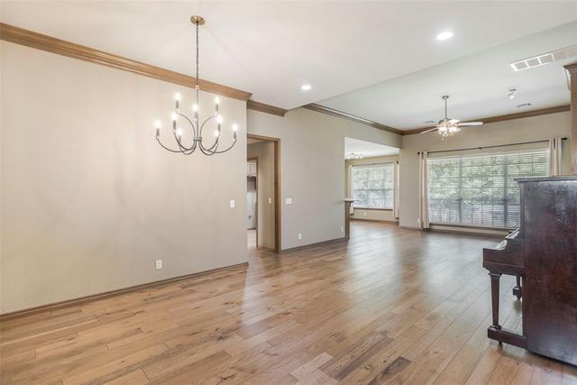 2917 Cedarbend Court, Edmond, OK 73003