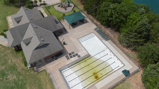 2917 Cedarbend Court, Edmond, OK 73003