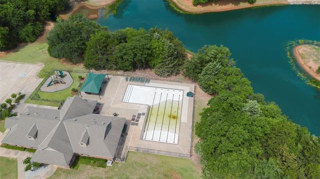 2917 Cedarbend Court, Edmond, OK 73003