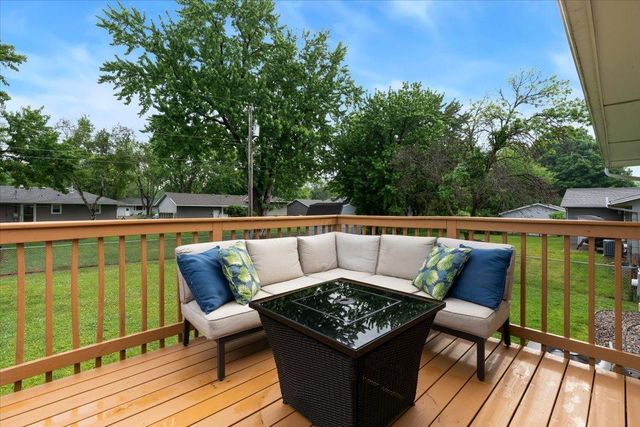 10250 99th Avenue N, Maple Grove, MN 55369