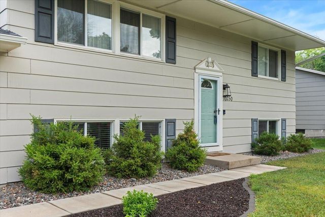 10250 99th Avenue N, Maple Grove, MN 55369