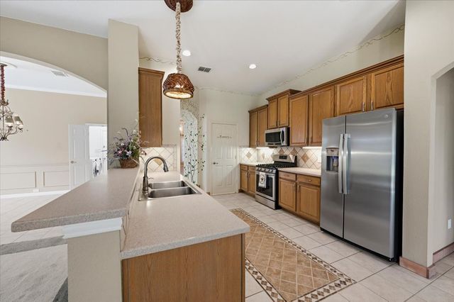 929 Oakland Hills Drive, Fairview, TX 75069