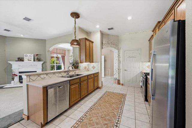 929 Oakland Hills Drive, Fairview, TX 75069