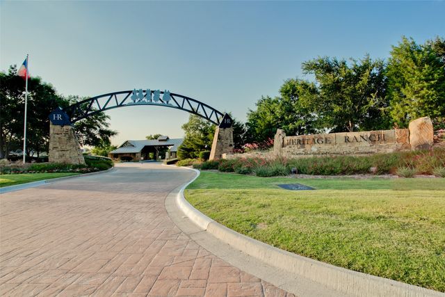 929 Oakland Hills Drive, Fairview, TX 75069