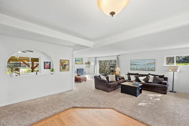 4310 Hussey Dr, Carmichael, CA 95608