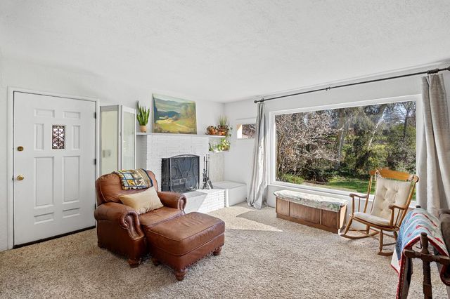 4310 Hussey Dr, Carmichael, CA 95608