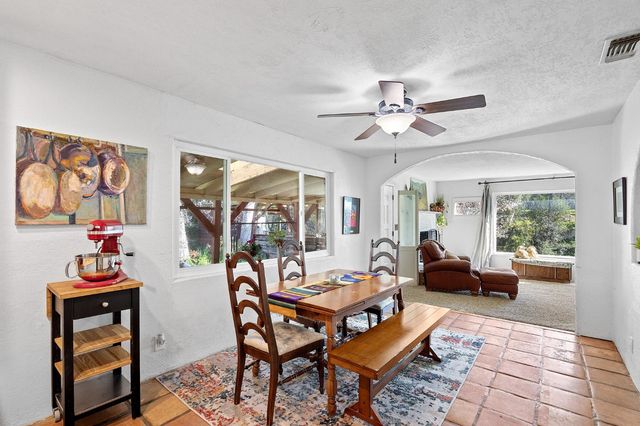 4310 Hussey Dr, Carmichael, CA 95608