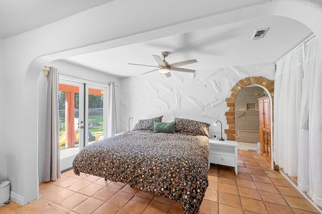 4310 Hussey Dr, Carmichael, CA 95608