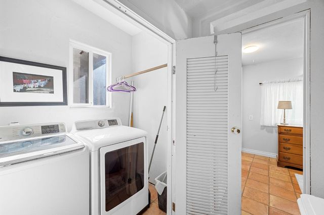 4310 Hussey Dr, Carmichael, CA 95608