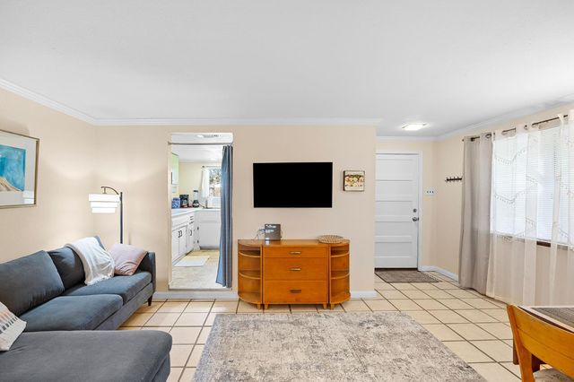 4310 Hussey Dr, Carmichael, CA 95608