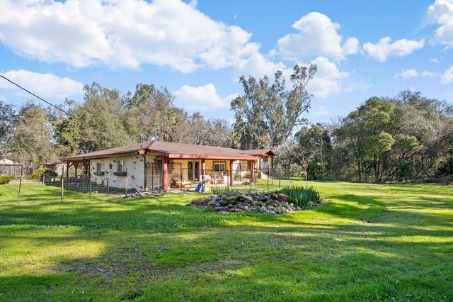 4310 Hussey Dr, Carmichael, CA 95608