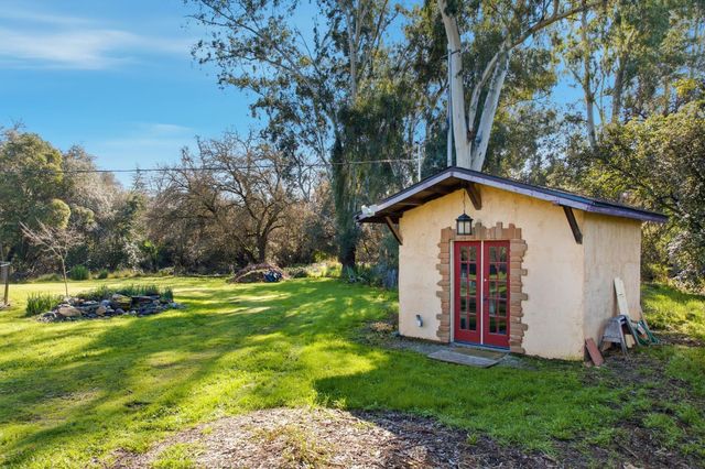 4310 Hussey Dr, Carmichael, CA 95608