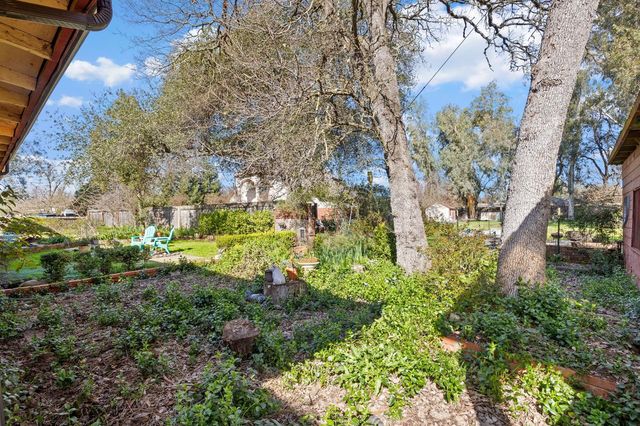 4310 Hussey Dr, Carmichael, CA 95608