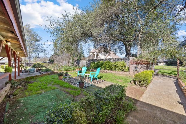 4310 Hussey Dr, Carmichael, CA 95608