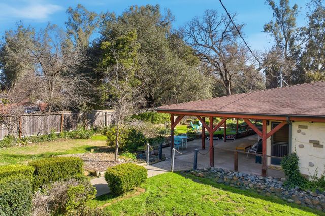 4310 Hussey Dr, Carmichael, CA 95608