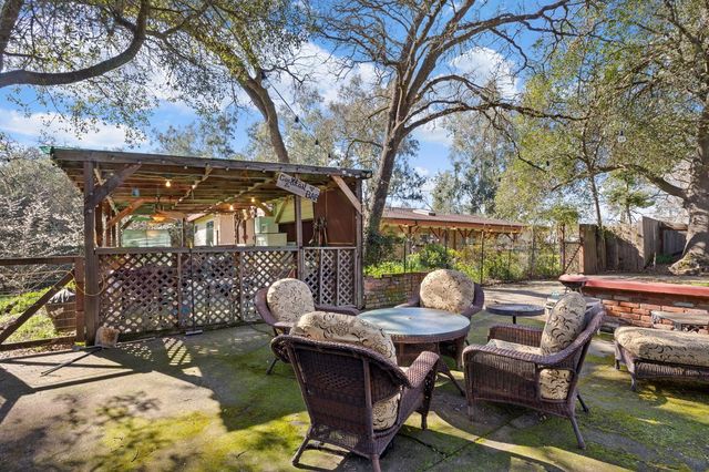 4310 Hussey Dr, Carmichael, CA 95608