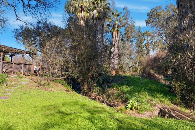 4310 Hussey Dr, Carmichael, CA 95608