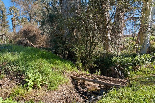 4310 Hussey Dr, Carmichael, CA 95608