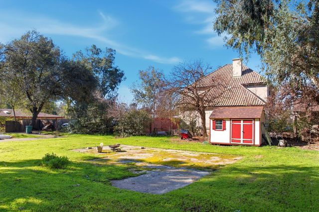 4310 Hussey Dr, Carmichael, CA 95608