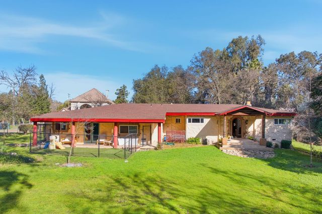 4310 Hussey Dr, Carmichael, CA 95608