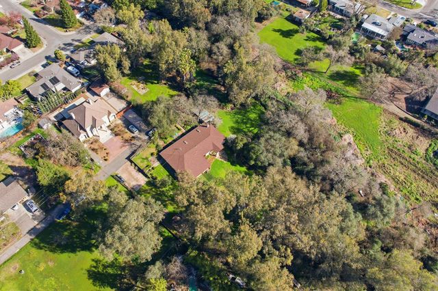 4310 Hussey Dr, Carmichael, CA 95608