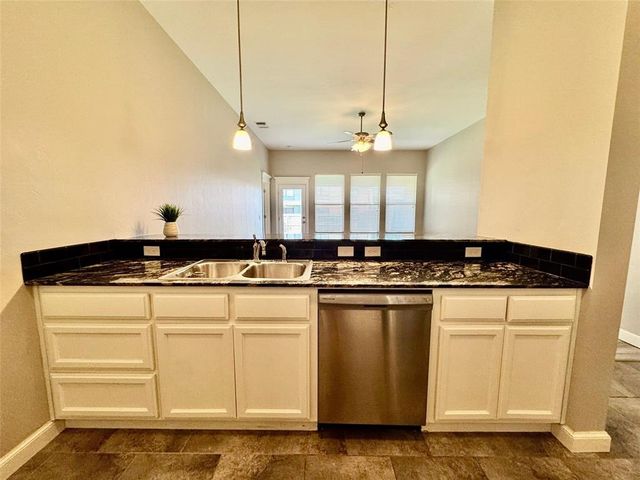 1101 Merlin Drive 1101 - 1103, Norman, OK 73072