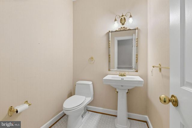 5900 SERENITY LN, Derwood, MD 20855