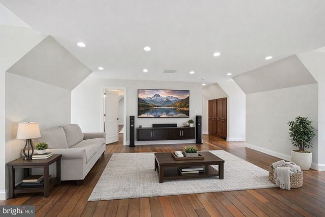 5900 SERENITY LN, Derwood, MD 20855