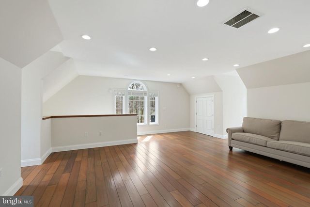 5900 SERENITY LN, Derwood, MD 20855