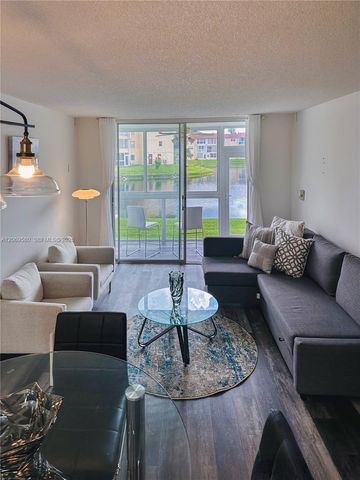 8881 Sunrise Lakes Boulevard 108, Sunrise, FL 33322