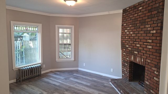 51 View St, Holyoke, MA 01040