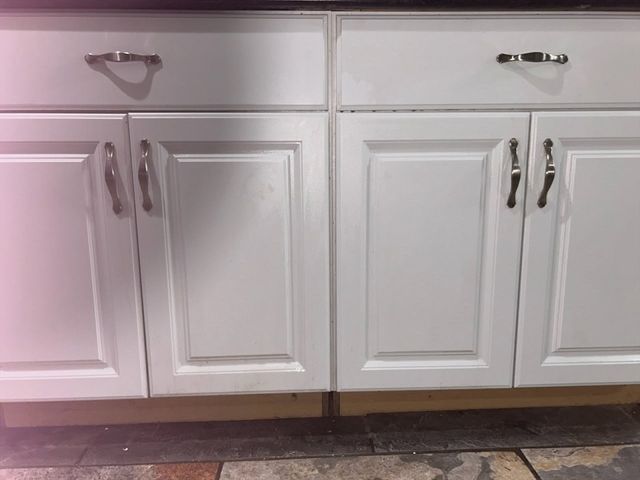 51 View St, Holyoke, MA 01040