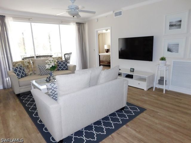 7655 Pebble Creek CIR 302, Naples, FL 34108