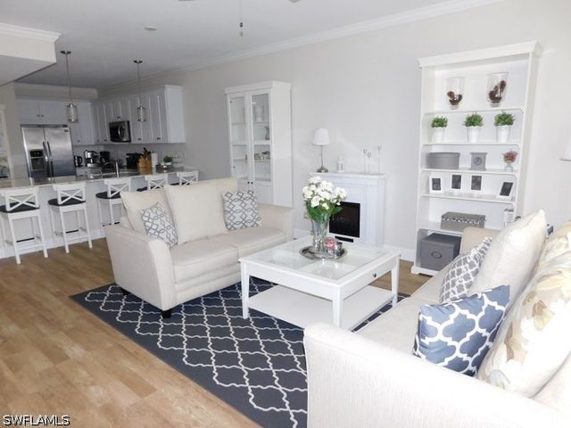 7655 Pebble Creek CIR 302, Naples, FL 34108