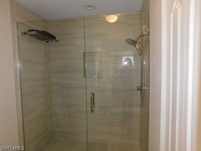 7655 Pebble Creek CIR 302, Naples, FL 34108