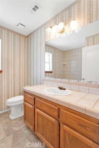 17814 Mesa Street, Hesperia, CA 92345