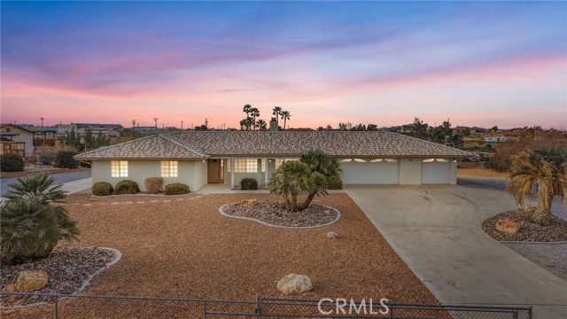 17814 Mesa Street, Hesperia, CA 92345