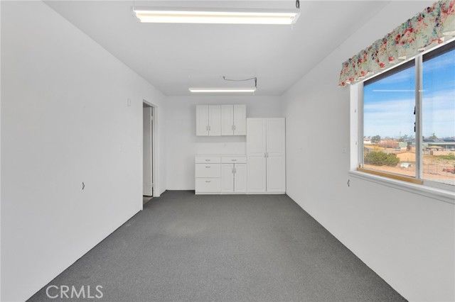 17814 Mesa Street, Hesperia, CA 92345