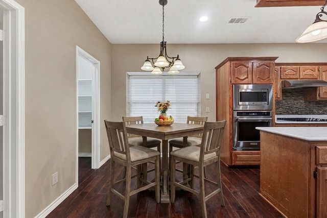 706 Green Apple Drive, Garland, TX 75044
