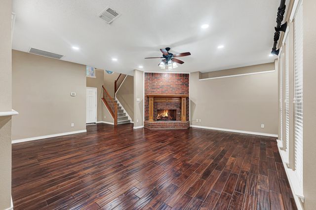 706 Green Apple Drive, Garland, TX 75044