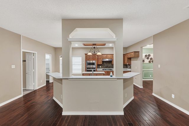 706 Green Apple Drive, Garland, TX 75044