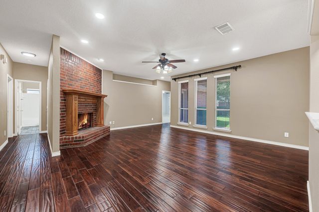 706 Green Apple Drive, Garland, TX 75044