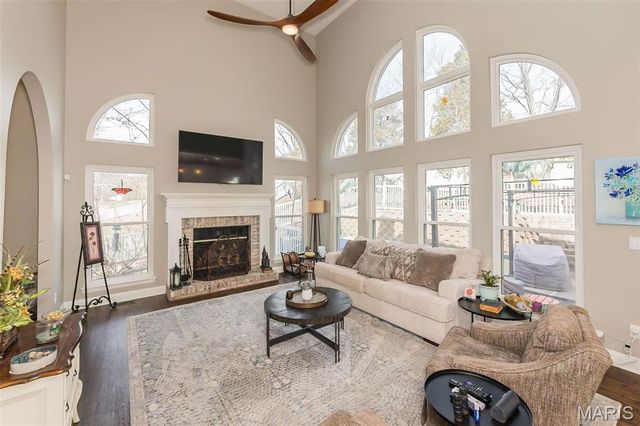 11 Southern Hills Court, O'fallon, MO 63366