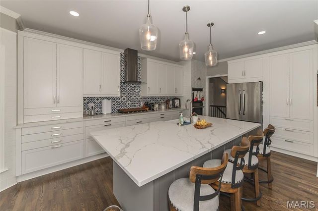 11 Southern Hills Court, O'fallon, MO 63366