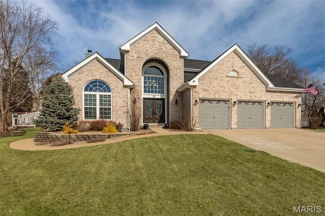 11 Southern Hills Court, O'fallon, MO 63366